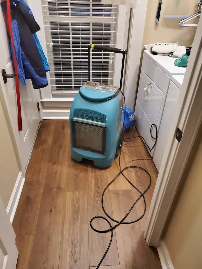 Commercial dehumidifier deployed for Crawl Space Restoration in San Fernando